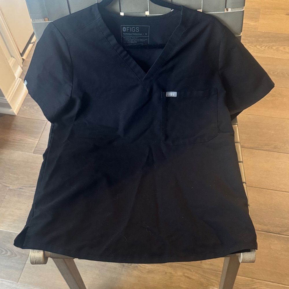 Figs Black V-Neck Scrub Top